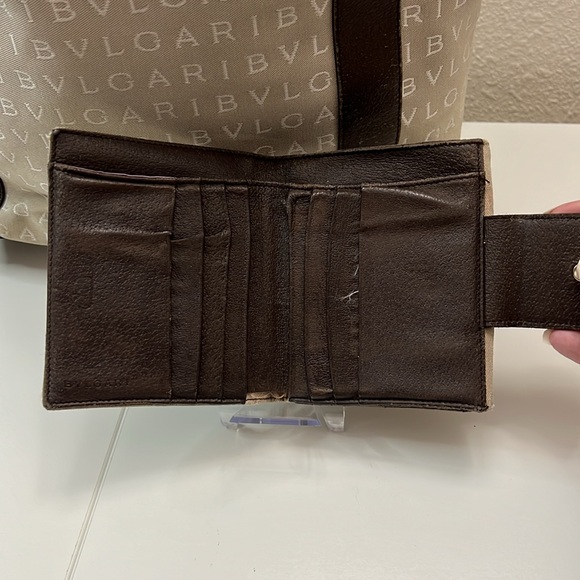 Bvlgari Tote & Matching Wallet - Picture 14 of 17